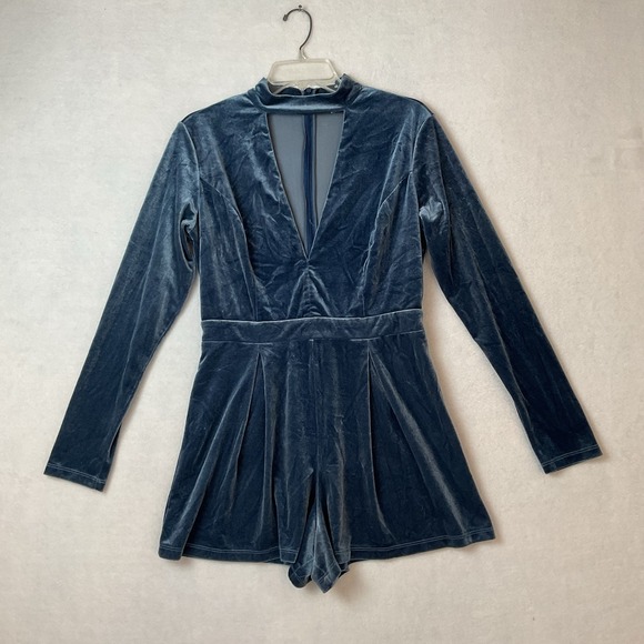 GB girls Pants - Gianni Bini GB Romper Jr Size M Blue Velour Deep V Neck Long Sleeves Jumpsuit